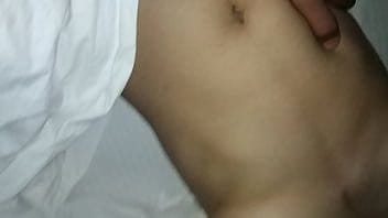 Xxx indian भाभी ने अपने सौतेले भाई को अपनी चूत दी video
